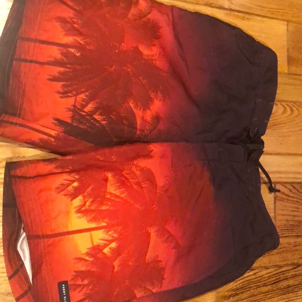 Perry Ellis medium swim shorts